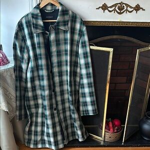 Club Monaco Green and Blue Trench Coat with Classic Silhouette